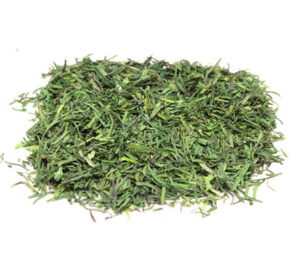 Ein kleiner Haufen loses Gewürz von Dillspitzen geschnitten - original Thüringer von STAY SPICED! bei Chefkoch-Gewürze