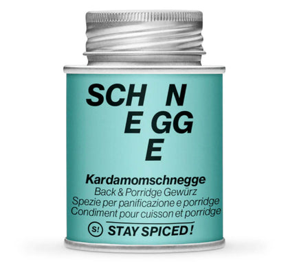 Kardamomschnegge - Geschlossene hellblaue Gewürzdose von STAY SPICED